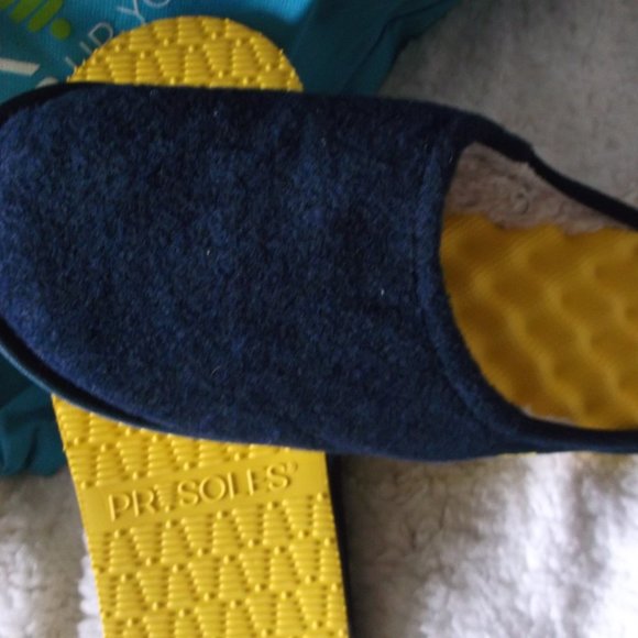 NEW PR Soles Active Recovery Slippers - Size 7 - Picture 9 of 10